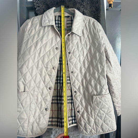 Classic Burberry diamond quilted jacket - Picture 8 of 13